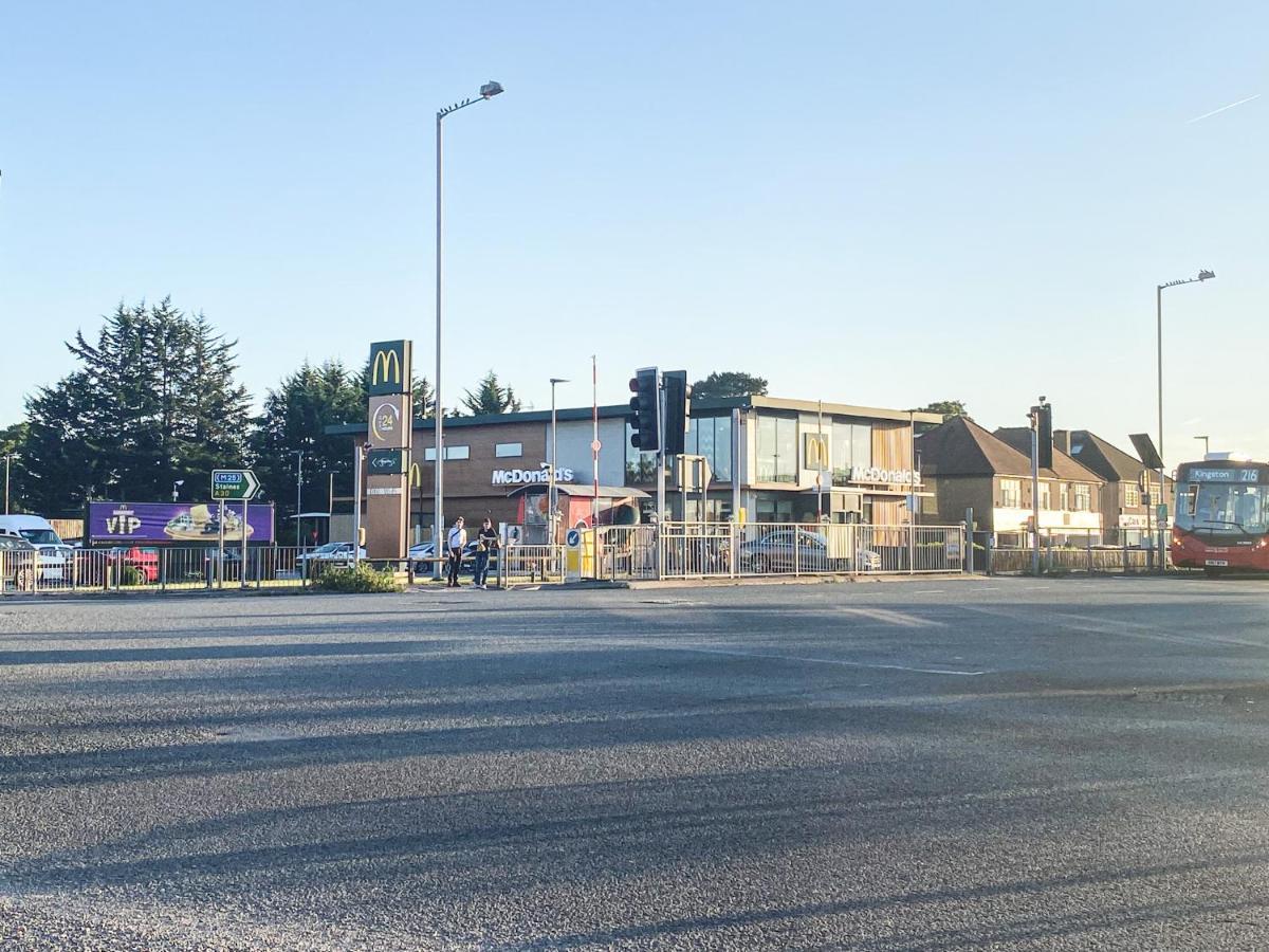 Heathrow/Ashford Hospital/Twickenham Short Stay Apartment Stanwell Luaran gambar
